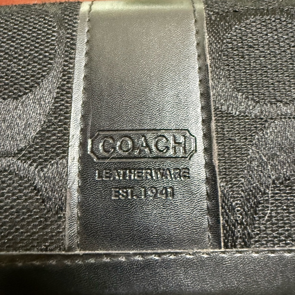 Coach Black Signature Wallet - Picture 2 of 7